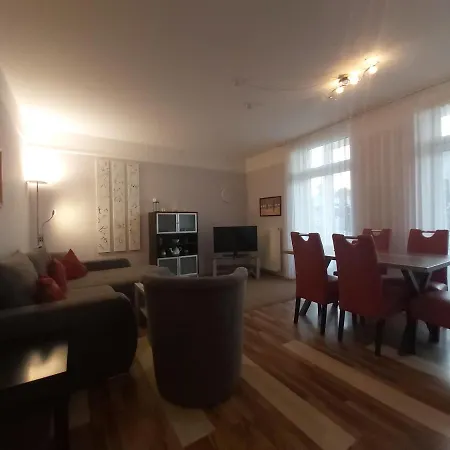 Апартаменты Haus Godewind - Ferienwohnung 6 Остзебад Бинц