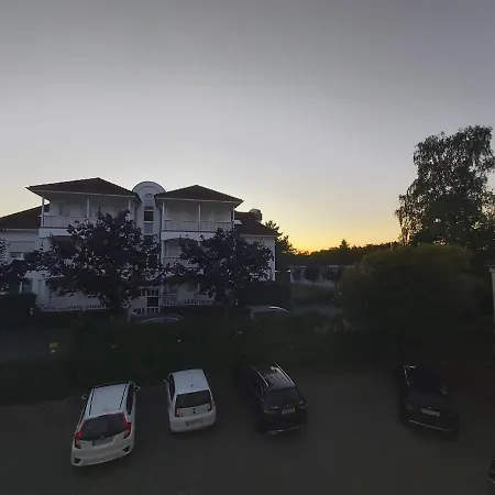 Haus Godewind - Ferienwohnung 6 Апартаменты Остзебад Бинц